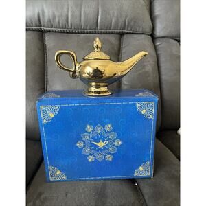 Disney Aladdin Tea Set Decorative Three Wishes Genie Lamp Shaped Tea Pot